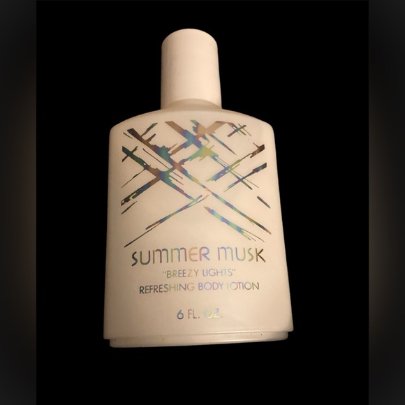 Avon SUMMER MUSK BREEZY LIGHTS COOLING LOTION HARD 2 FIND FREE SHIPPING 6 Oz